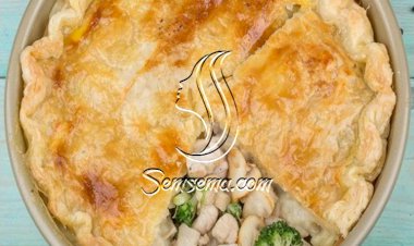 فطيرة الدجاج بالفطر والبروكلي