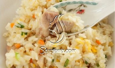 الأرز المقلي بالدجاج