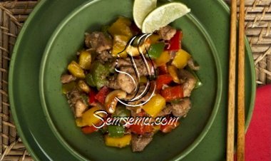 دجاج ستيرفراي مع الفول السوداني