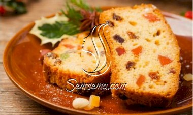 كيك الفواكة المجففة بالبهارات