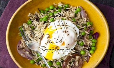 سلطة الأرز والبازلاء بالبيض