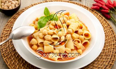 شوربة الحمص مع المكرونة