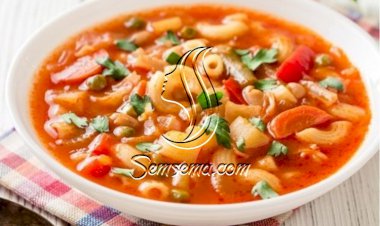 طريقة شوربة المكرونة بالخضار
