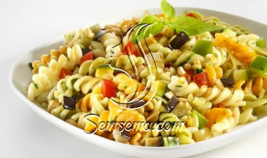 السلطة الإيطالية بالمكرونة