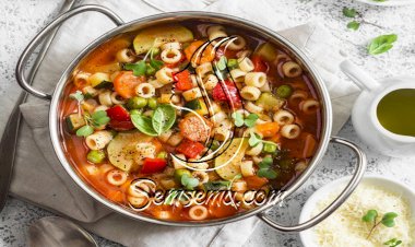 شوربة المنستروني الإيطالية