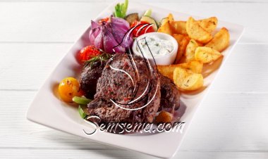 بفتيك بالفرن مع الخضار