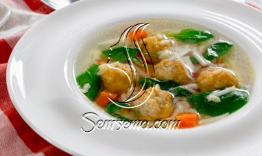 شوربة كرات اللحم على الطريقة الإيطالية