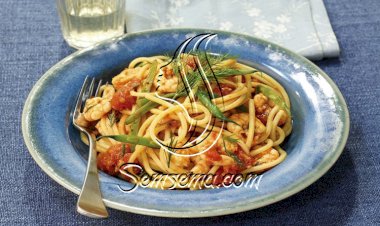 السباغيتي الحارة مع الروبيان