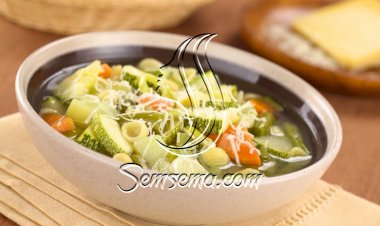 شوربة الجزر والكوسا للرجيم