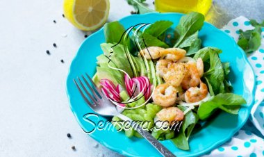 سلطة الأفوكادو بالروبيان