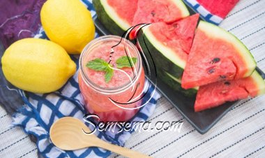 ليموناضة بالفراولة والبطيخ