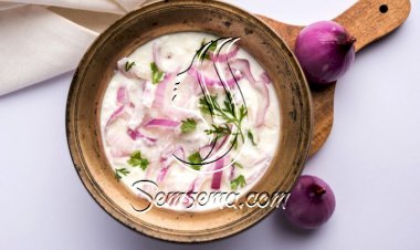 سلطة الزبادي الهندية