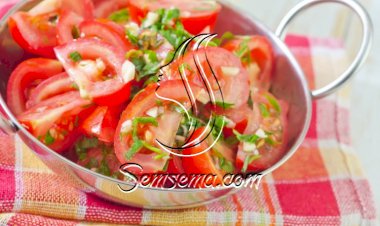 سلطة الطماطم بالنعنع