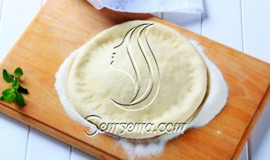 عجينة البيتزا السريعة