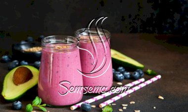 سموذي الفراولة بالأفوكادو