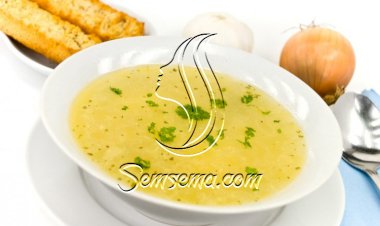شوربة مرق الدجاج
