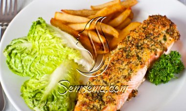 سلمون مشوي بالأعشاب والليمون للرجيم