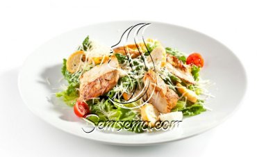 سلطة الدجاج الإيطالية