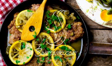 بفتيك لحم مطهو بصلصة الليمون