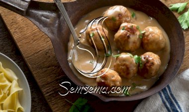 كرات اللحم بالكريمة