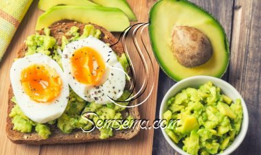 ساندويش الأفوكادو والبيض للرجيم