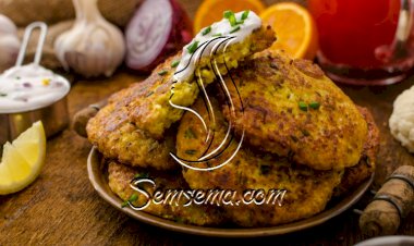 عجة الزهرة - مشاط