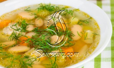 شوربة الدجاج بالفاصوليا البيضاء للوقاية من سرطان الثدي