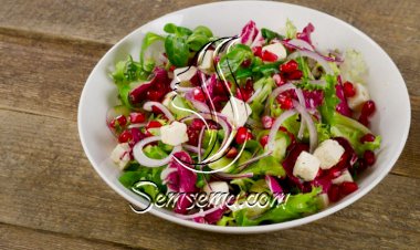 طريقة عمل سلطة الجرجير بالرمان