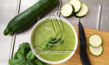 طريقة شوربة الكوسا بالأعشاب للرجيم