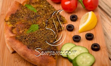 مناقيش بالزعتر