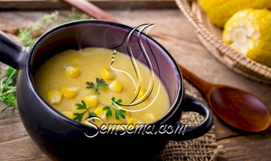 شوربة الذرة المهروسة بالجبن