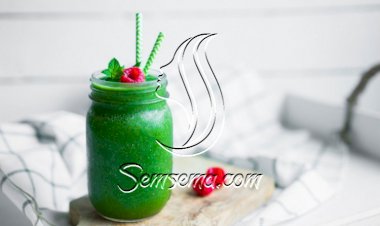 عصير التوت بالكرفس