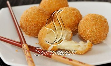 طريقة عمل كرات البصل والجبنة