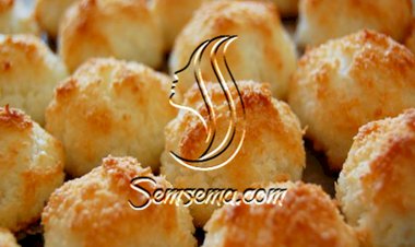 طريقة عمل كيكة جوز الهند المحشية