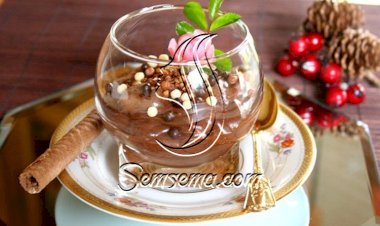 طريقة عمل موس الشوكولا بالمكسرات