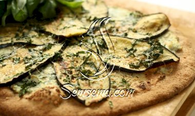 طريقة عمل بيتزا الباذنجان