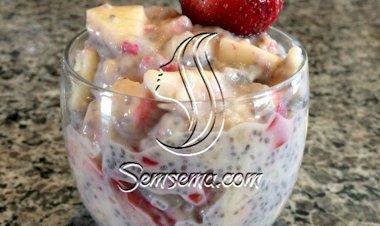 طريقة عمل سلطة الفواكه بالمكسرات والقشطة