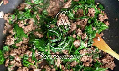 طريقة عمل السبانخ باللحم المفروم