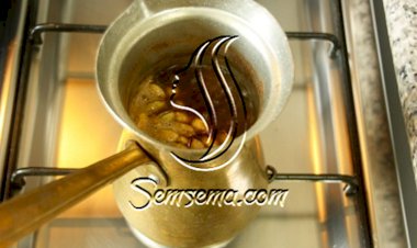 طريقة عمل القهوة العربية بماء الورد