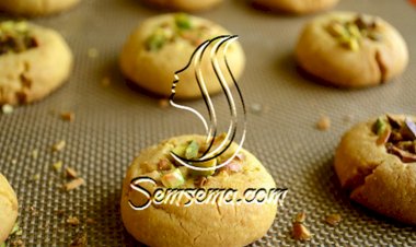 طريقة عمل الغريبة بالفستق الحلبي