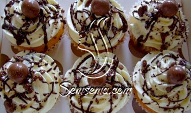 طريقة عمل ترايفل كب كيك