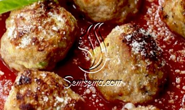 كرات الكوسا بصلصة الطماطم وصفة جديدة