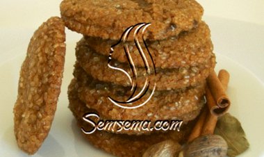 كوكيز الزنجبيل والهيل بطريقة سهلة