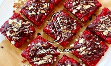 كيك اللوز بالمربى طريقة التحضير الاصلية