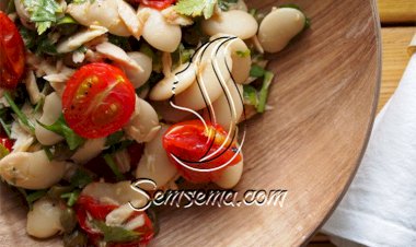 سلطة الطماطم الكرزية والفاصوليا للرجيم