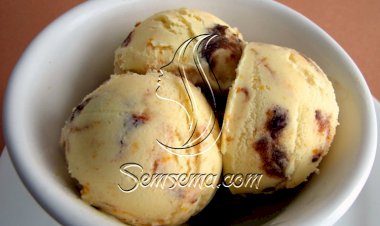 طريقة عمل ايس كريم بالتمر والمكسرات نضيد