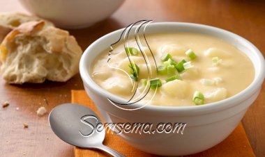 شوربة البطاطس بالجبن والكريمه
