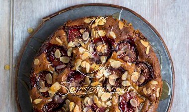 طريقة عمل كيكة التين الطازج مع اللوز