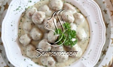 طريقة عمل كرات اللحم بالصلصة البيضاء