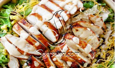 طريقة عمل سلطة الدجاج المشوي بالصوص